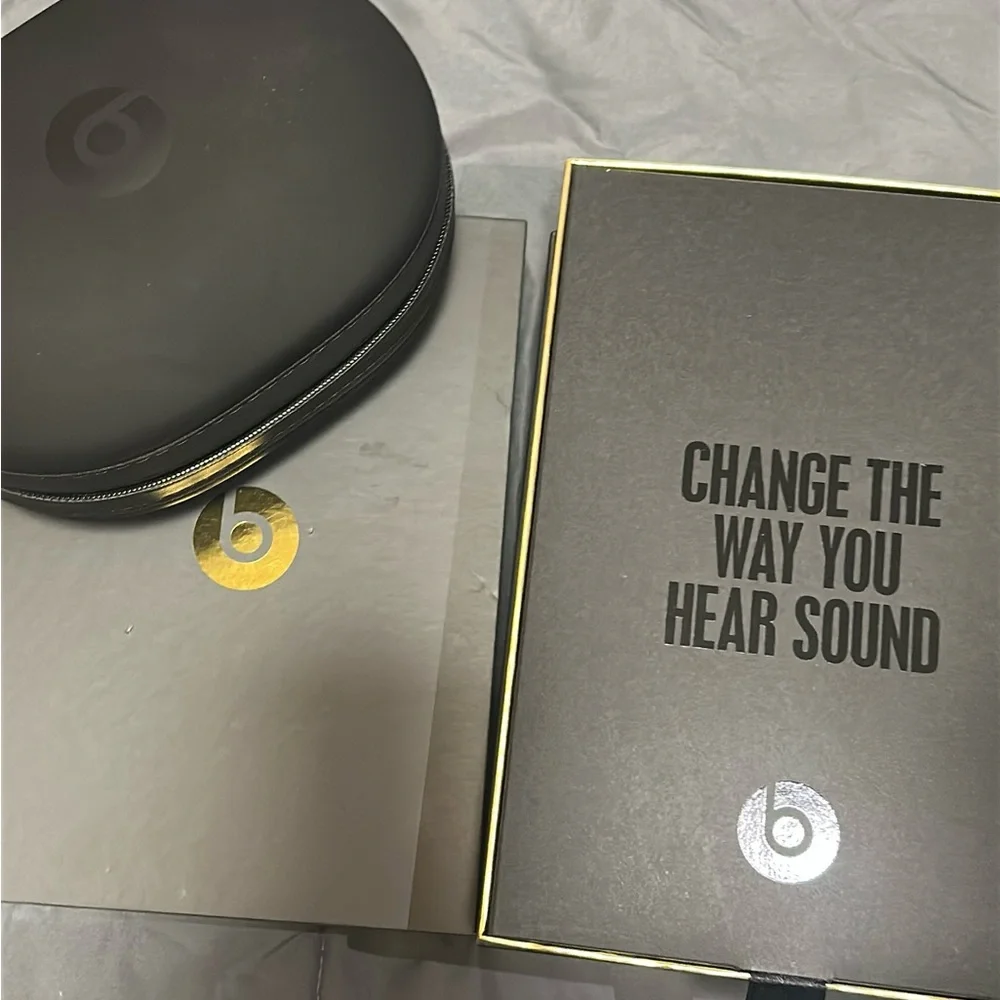 Beats Black Headphones with Case